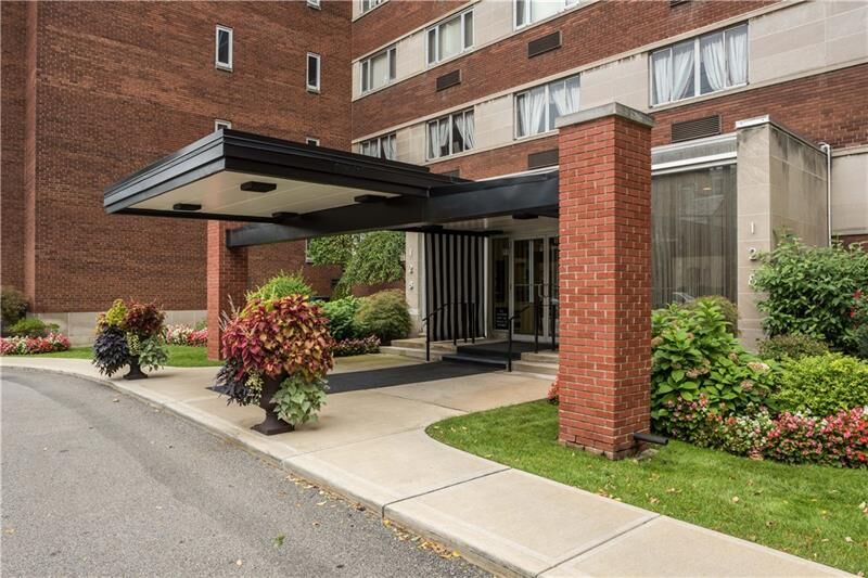 Property Photo: 128 N Craig St 303 PA 15213