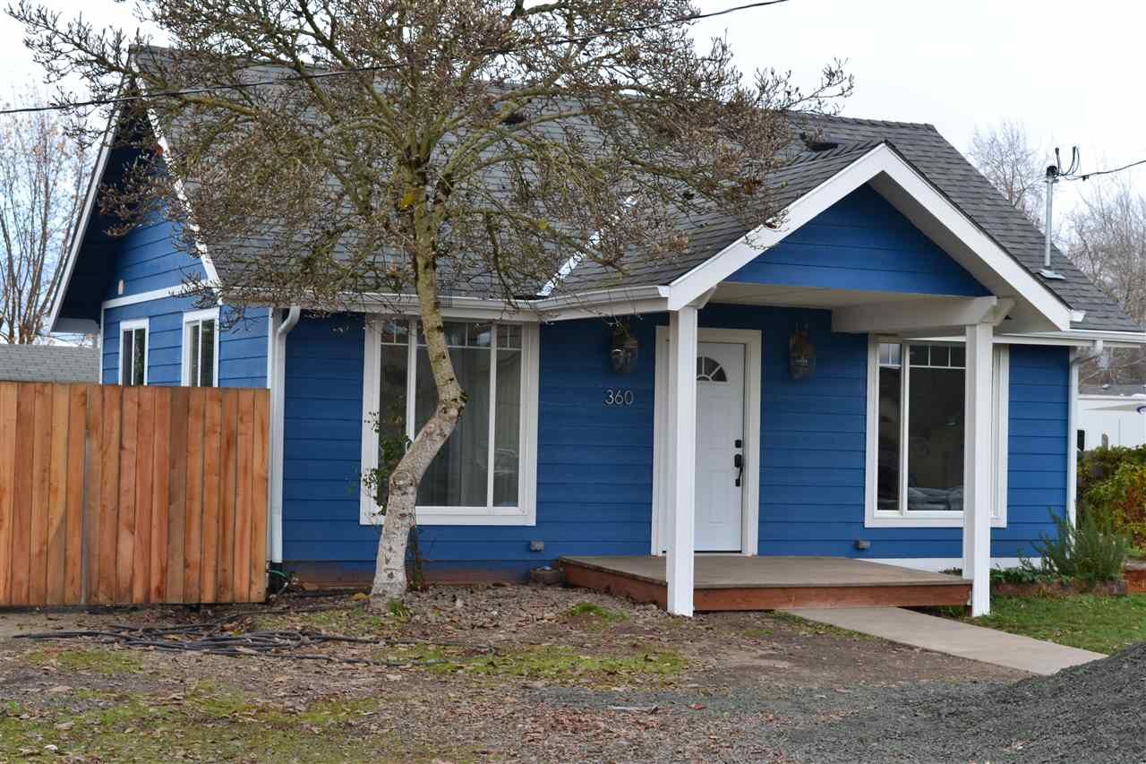 Property Photo: 360 I St OR 97351-1815