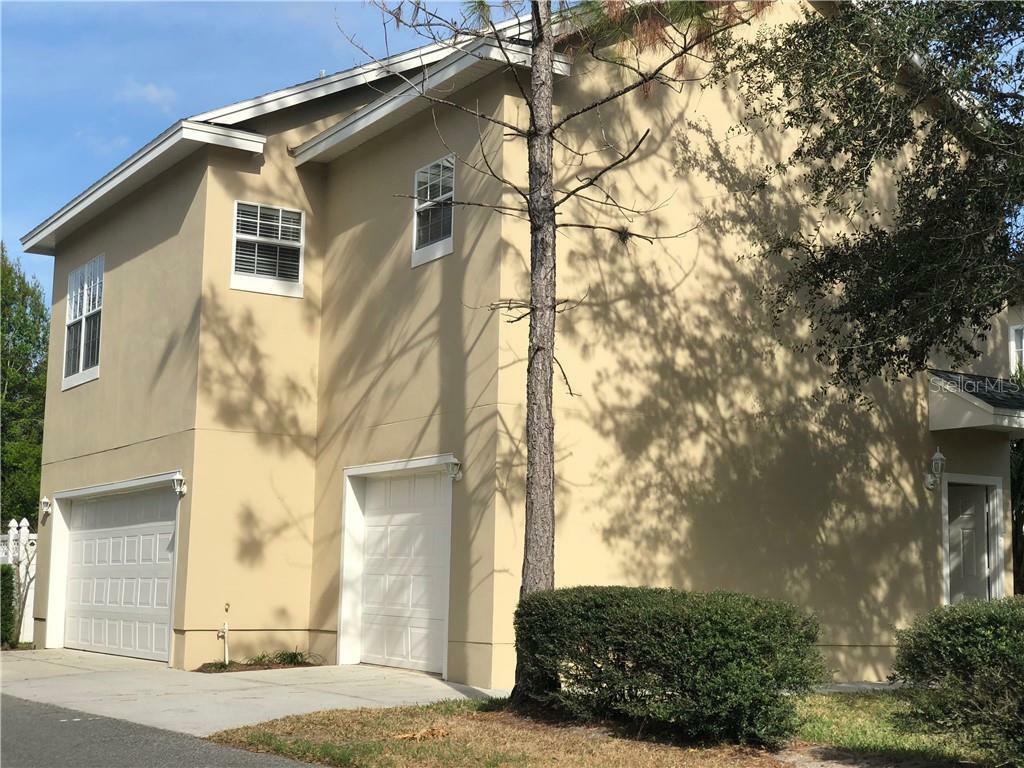 Property Photo:  823 Oak Shadows Road B  FL 34747 