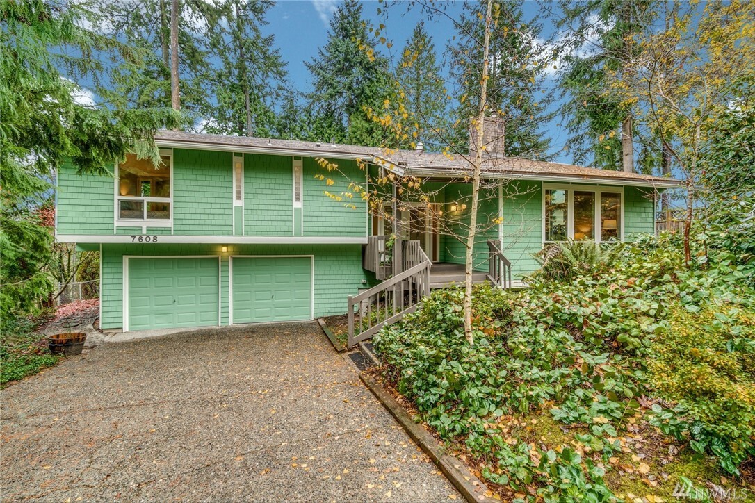 Property Photo: 7608 147th Avenue NE WA 98052
