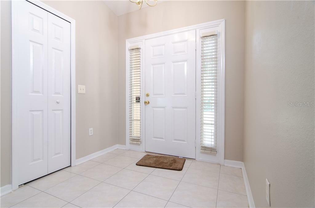 Property Photo:  16128 Corner Lake Drive  FL 32820 