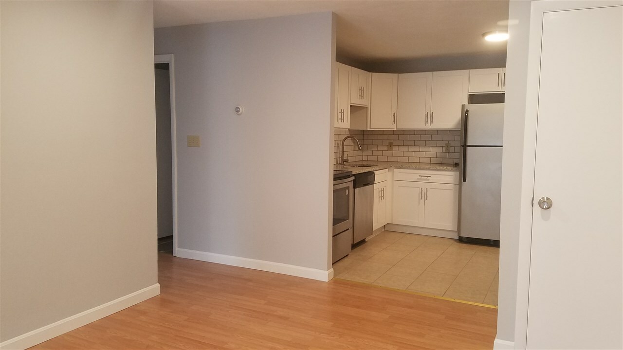 Property Photo: 35 Andrew Street 20 NH 03104