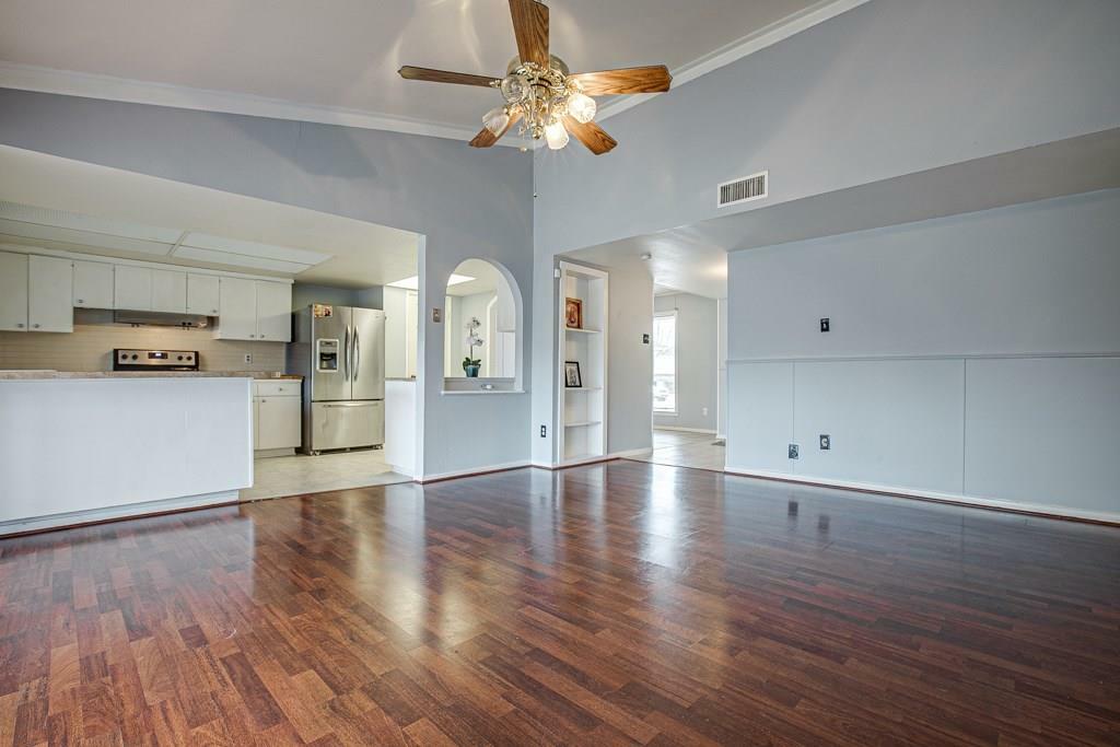 Property Photo: 450 Birchwood Drive TX 75043
