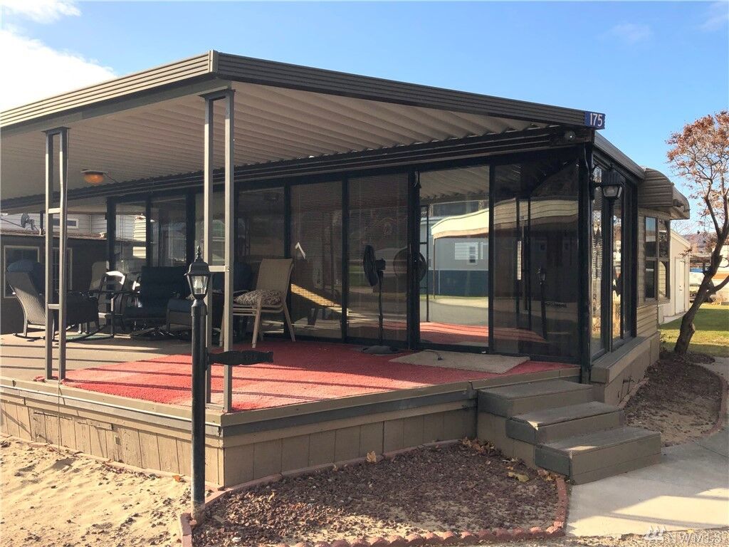 Property Photo:  8818 Crescent Bar Road NW 175  WA 98848 