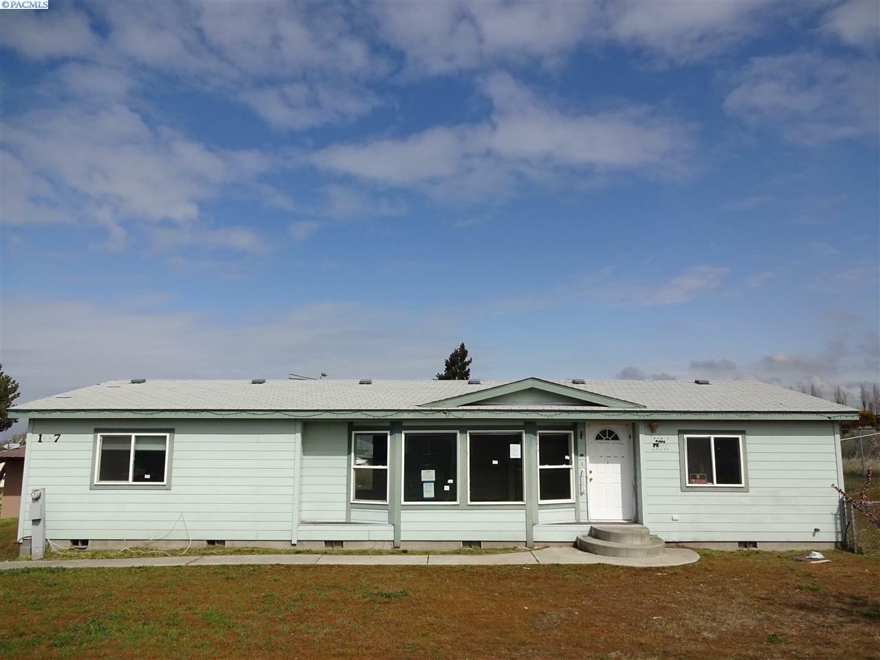 107 3rd Street  Wallula WA 99363 photo