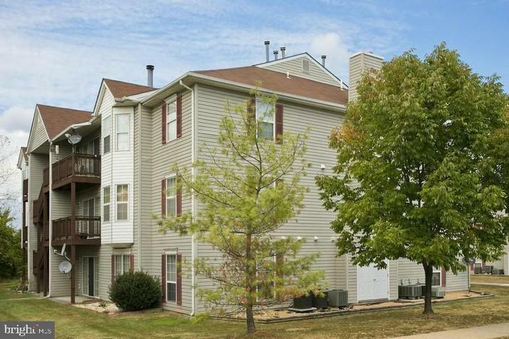 Property Photo:  100 Timberlake Terrace 7  VA 22655 