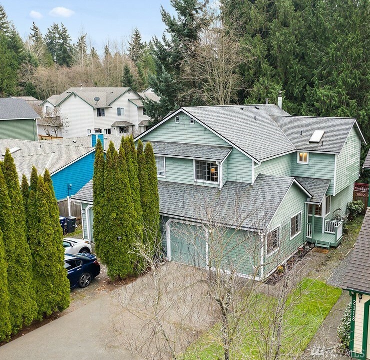 Property Photo:  2122 186th Place SE  WA 98012 