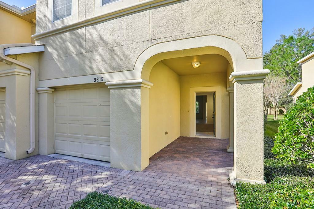 Property Photo:  9315 Stone River Place  FL 33578 