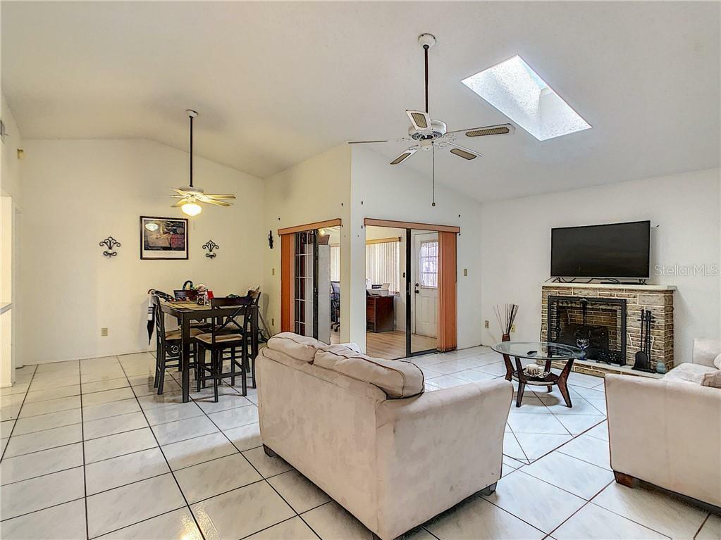 Property Photo:  5505 W Sacramento Court  FL 32821 