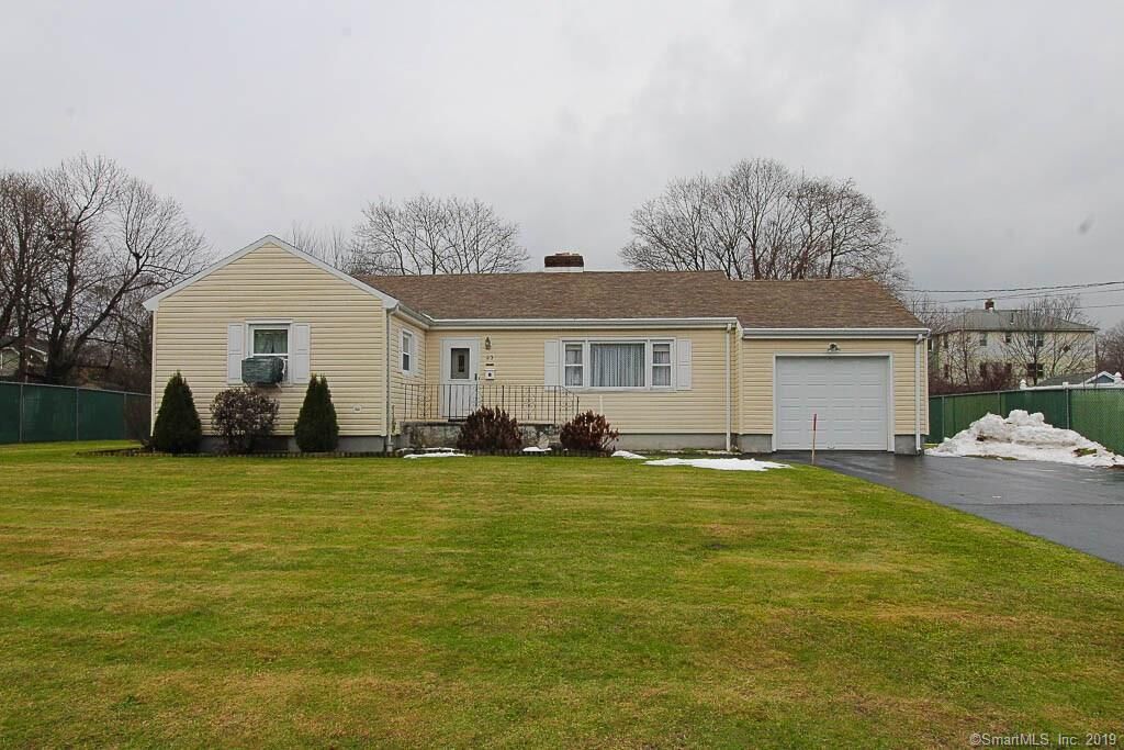 Property Photo:  23 Shenfield Street  CT 06053 