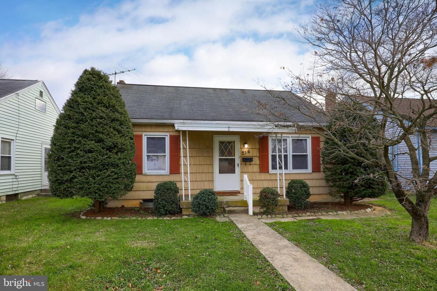 Property Photo:  216 Wecaf Road  PA 17557 