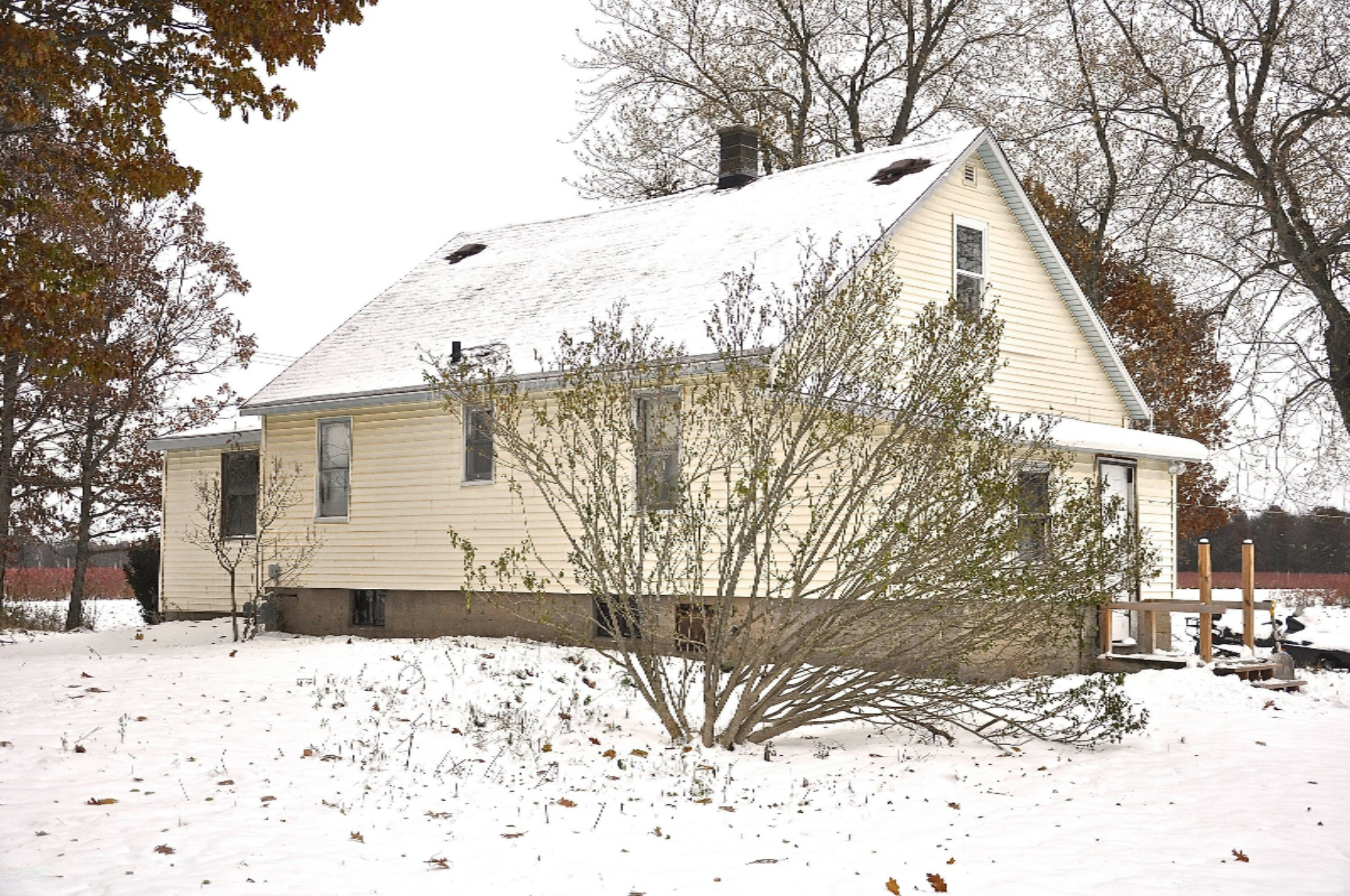 Property Photo: 15618 Fillmore Street MI 49460