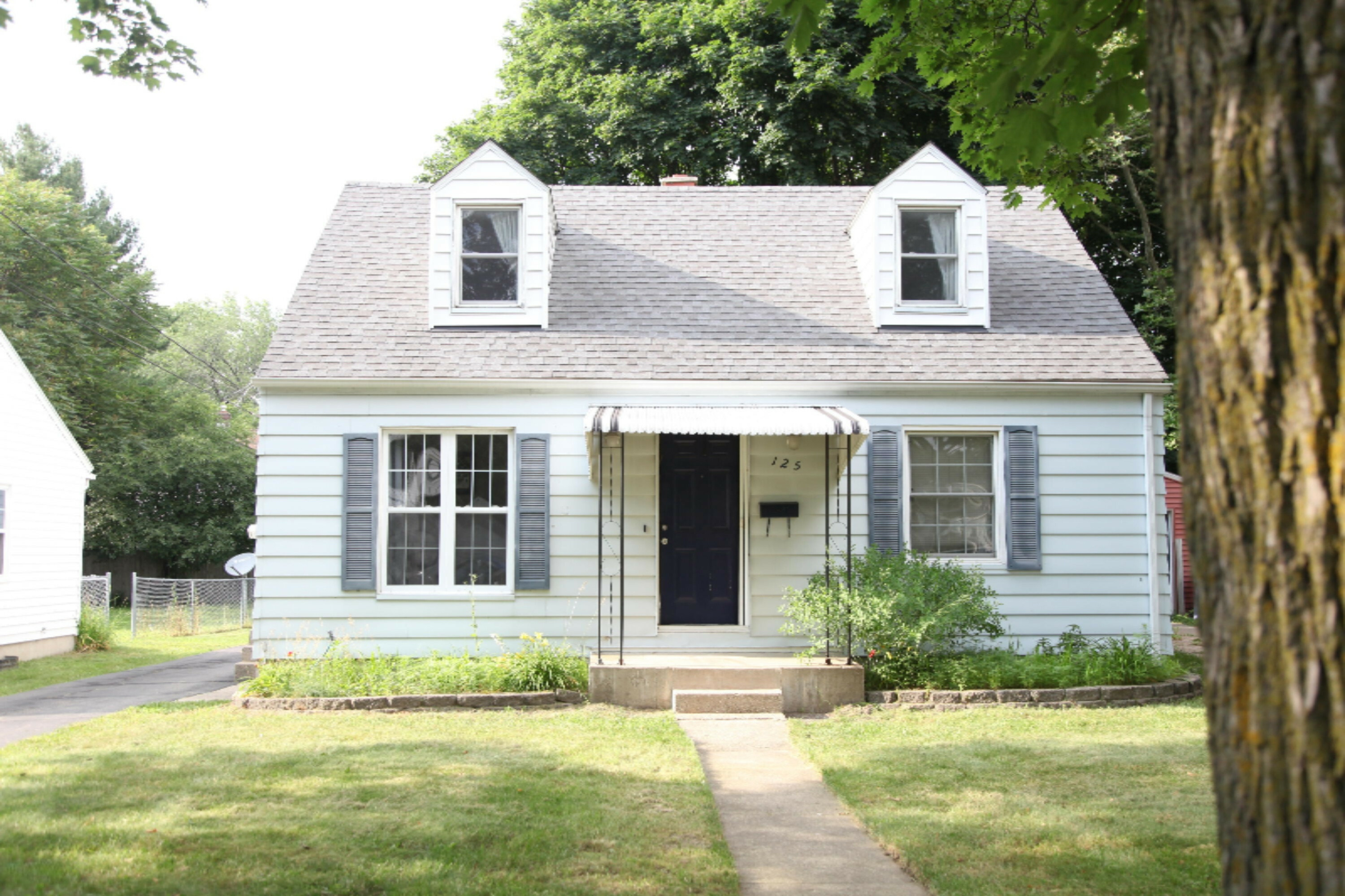 Property Photo:  125 Rosemary Street SE  MI 49507 