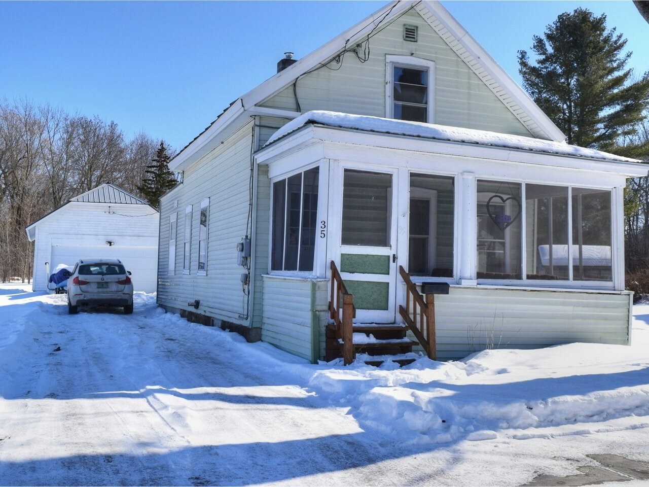 Property Photo:  35 Cedar Street  VT 05478 