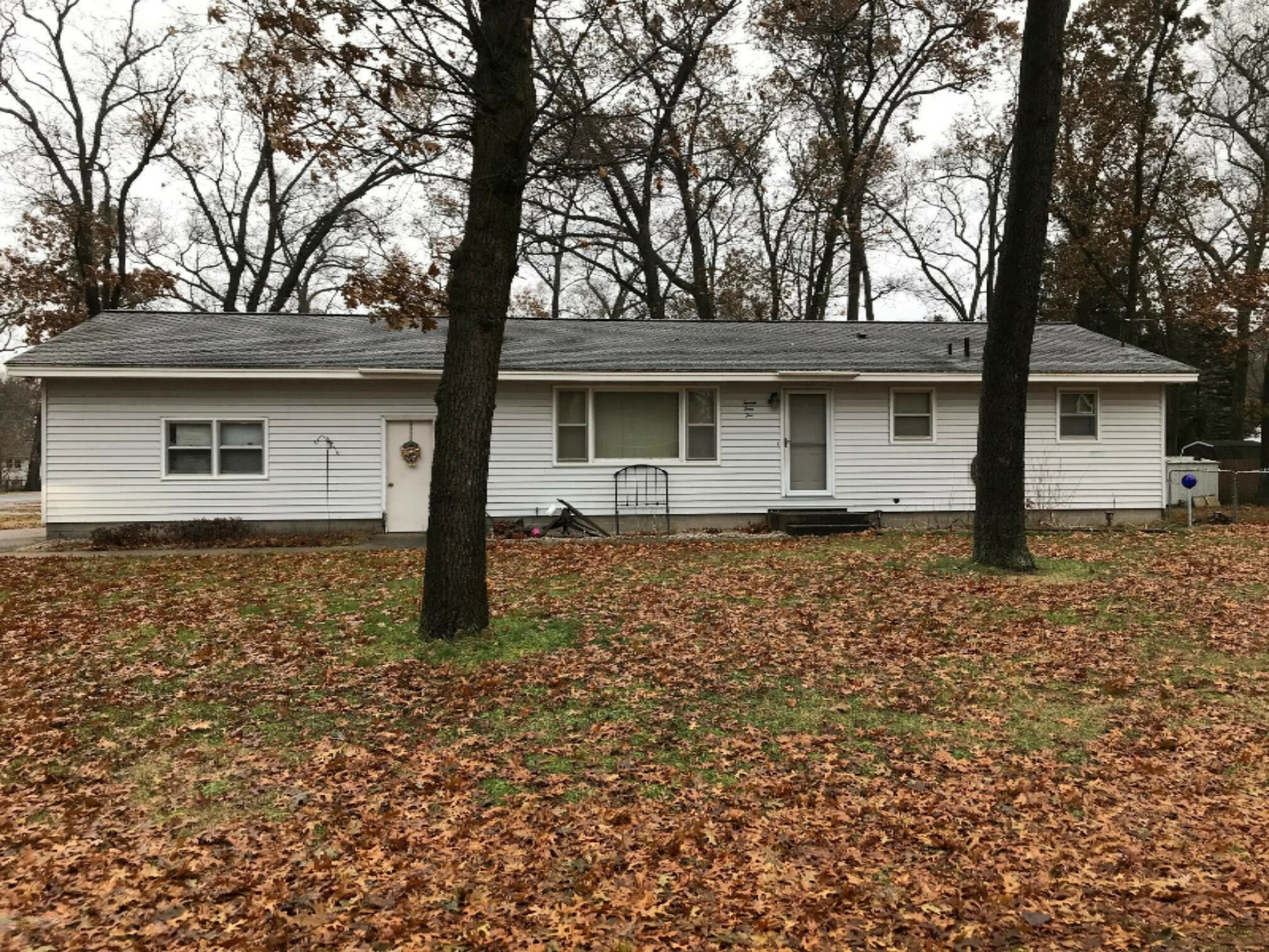 Property Photo: 2410 Marcoux Avenue MI 49442