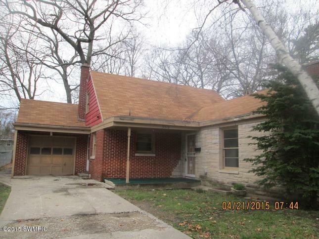 Property Photo:  3313 Leahy Street  MI 49444 