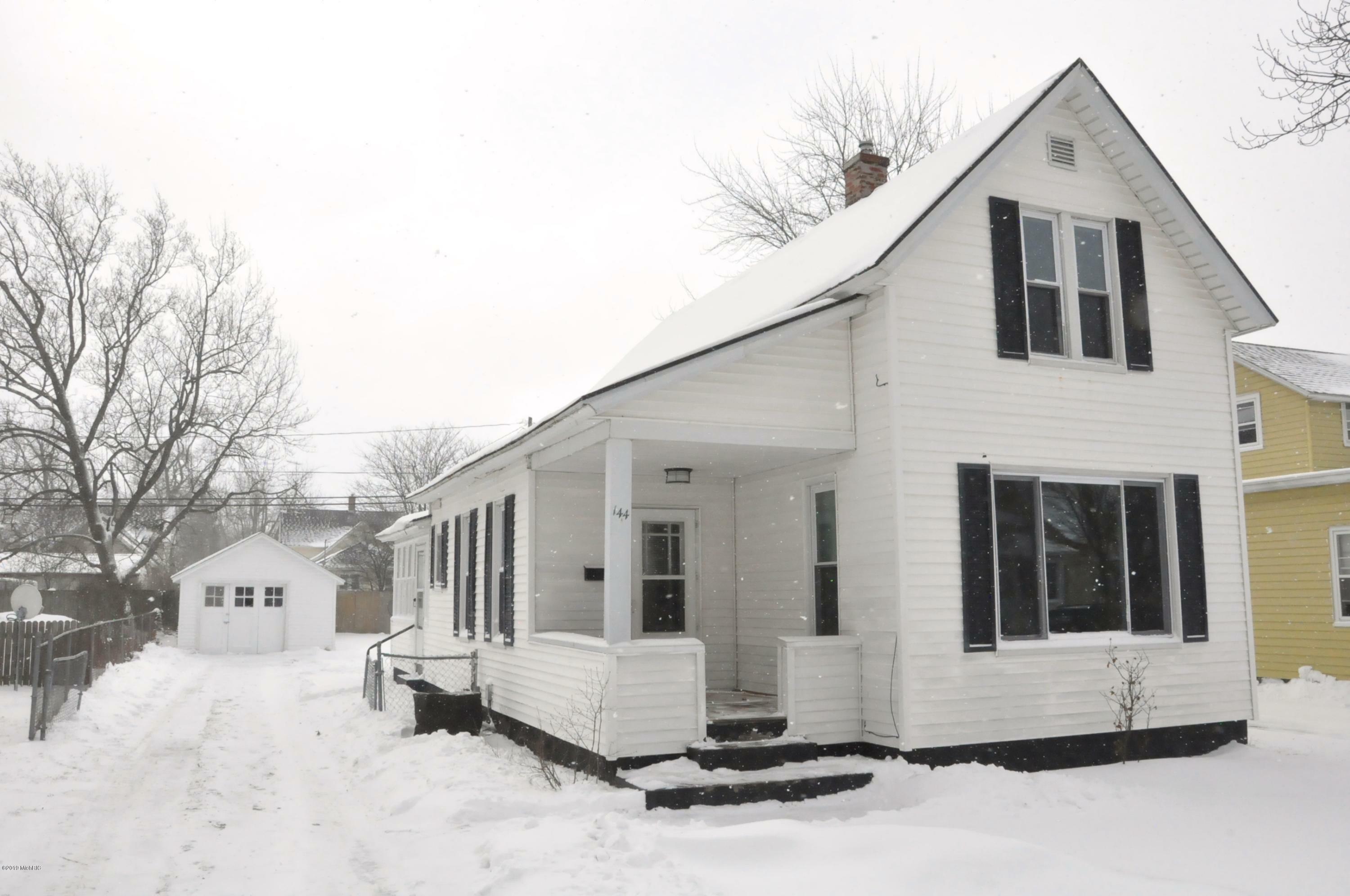 Property Photo:  144 W 16th Street  MI 49423 