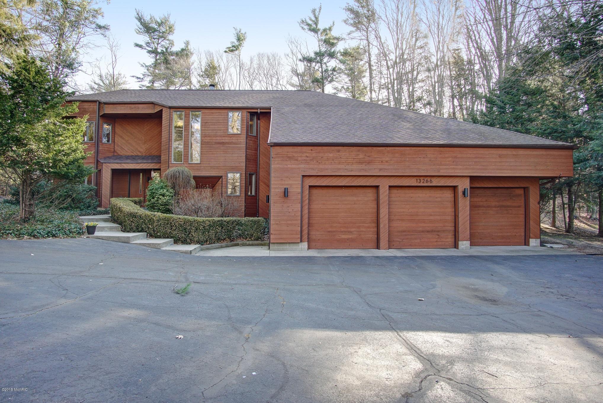 Property Photo: 13266 Greenleaf Lane MI 49417