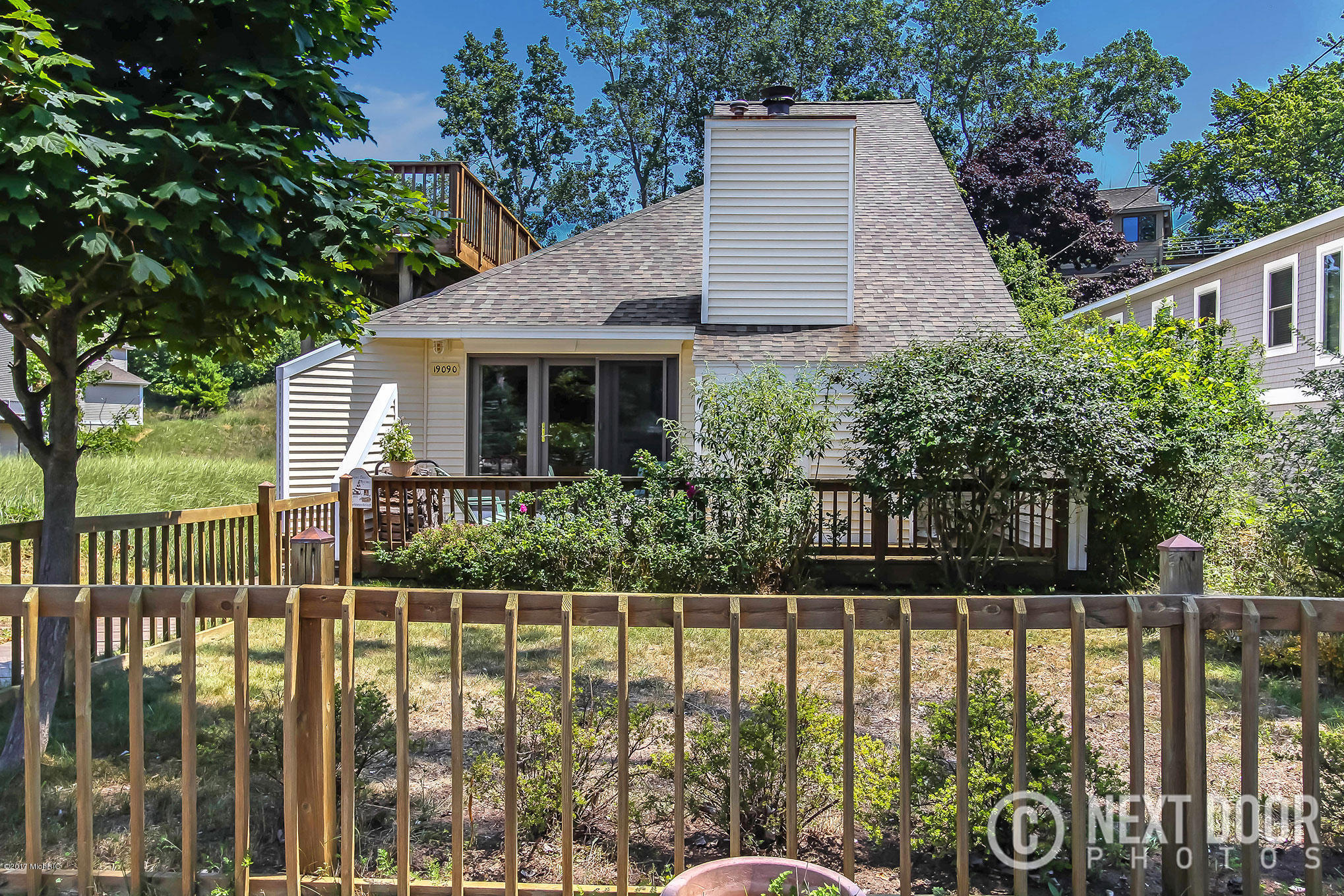Property Photo:  19090 North Shore Drive  MI 49456 