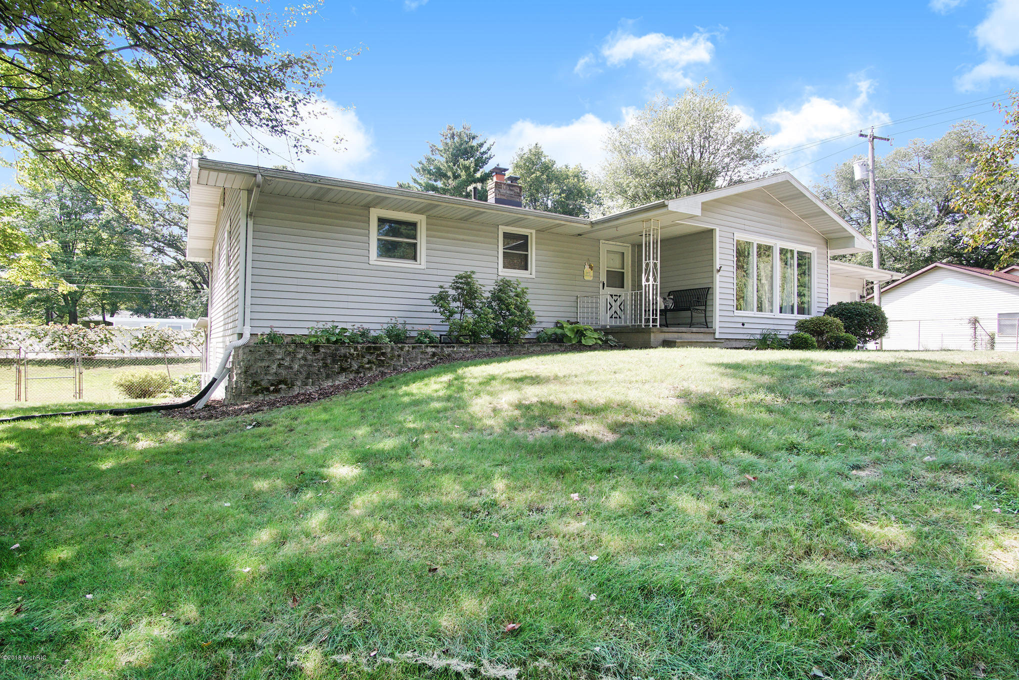Property Photo: 19080 Glendale Circle MI 49456