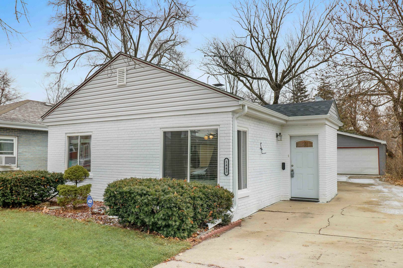 Property Photo: 1443 North Ashbel Avenue IL 60163