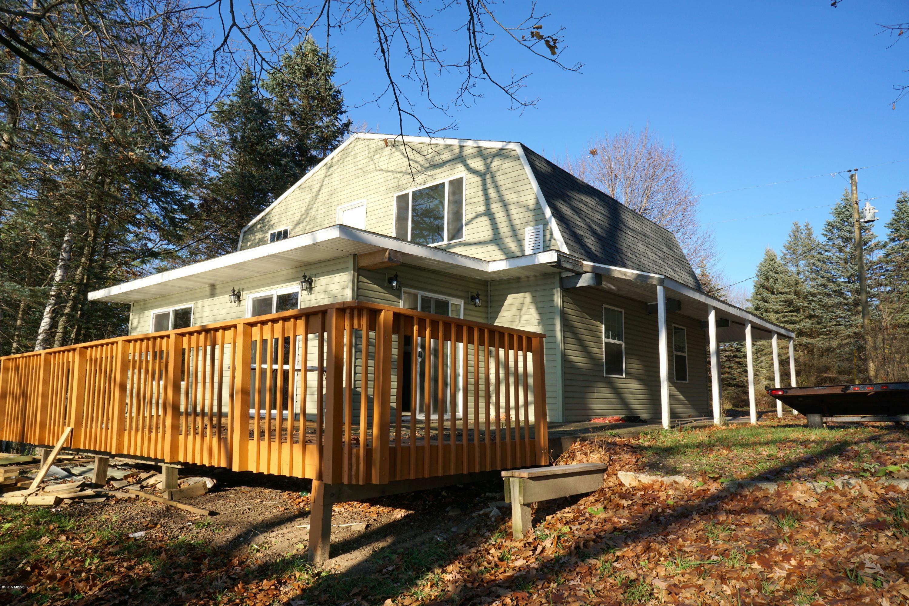 Property Photo:  13077 Heights Road  MI 49340 