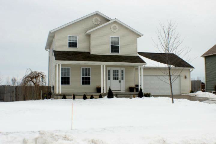 Property Photo:  203 Charyridge Drive  MI 49330 