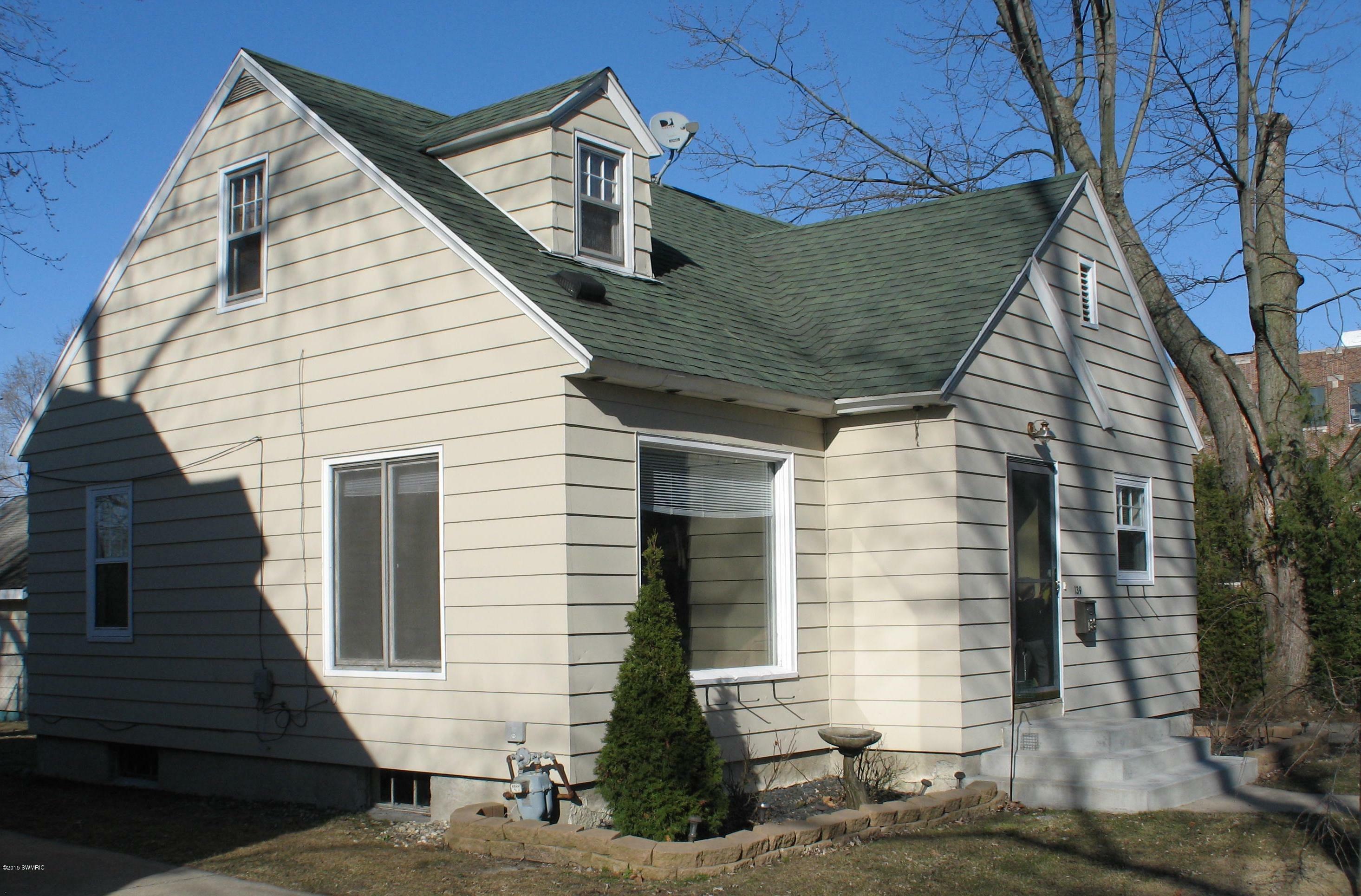 Property Photo: 139 21st Street MI 49423