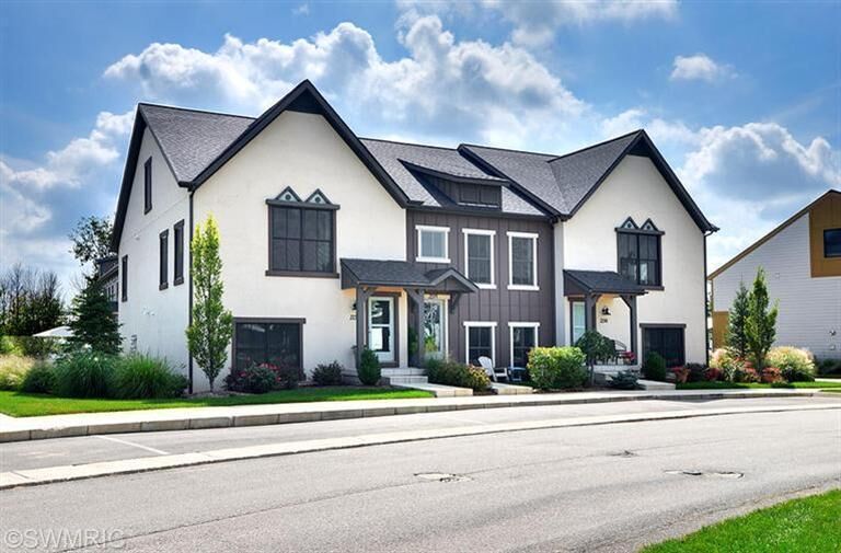 Property Photo:  2154 New Town Drive NE  MI 49525 