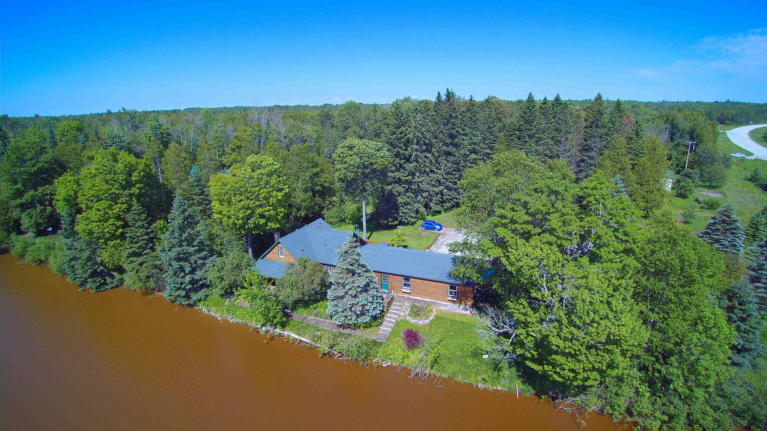 5108 N Pine River Rd  Hessel MI 49745 photo