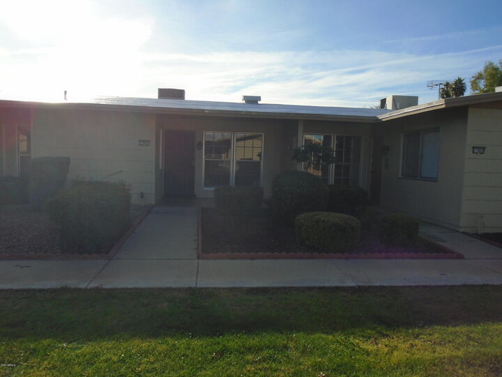 Property Photo: 17607 N 99th Drive AZ 85373