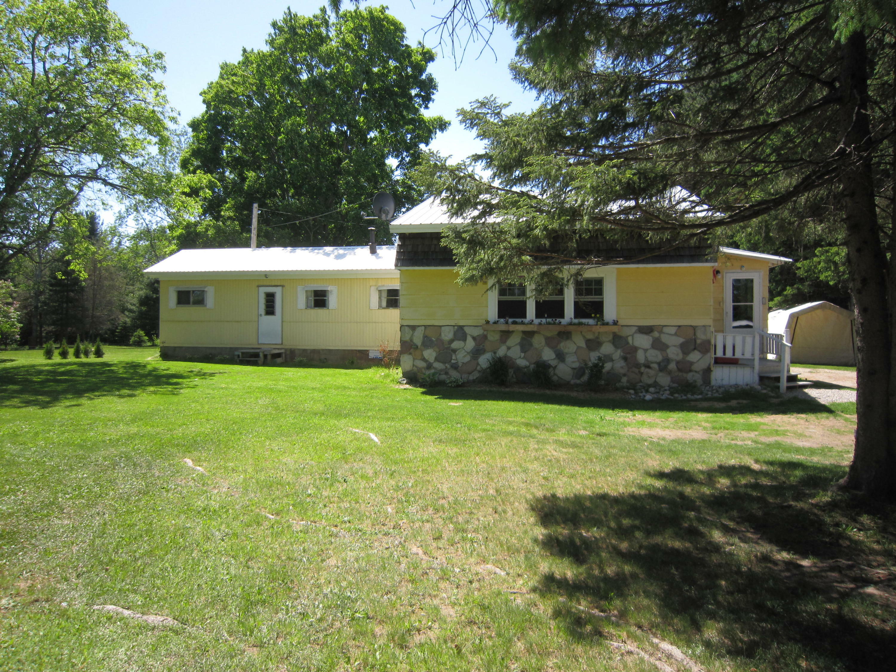 12607 M-123  Newberry MI 49868 photo