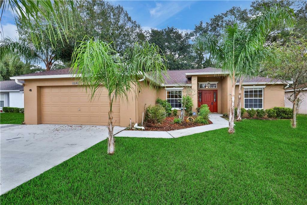 Property Photo:  8141 Westmont Avenue  FL 33810 