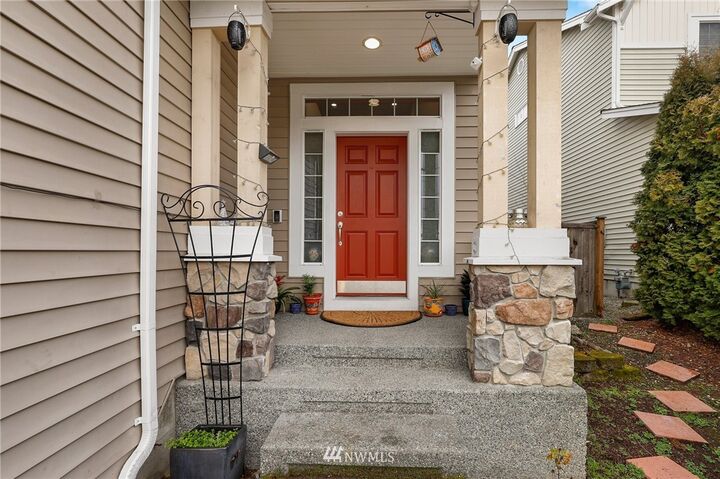 Property Photo: 7542 NE 204th Place WA 98028