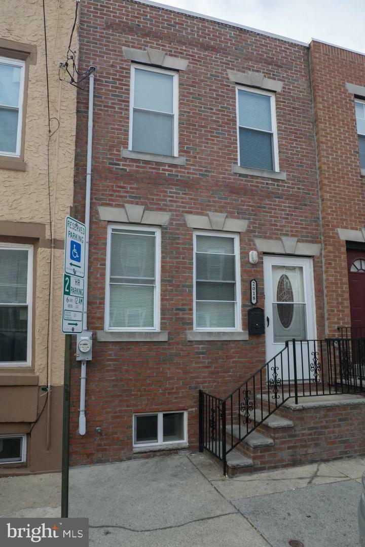 Property Photo:  2018 Manton Street  PA 19146 