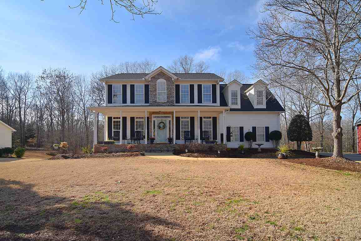 Property Photo:  407 Winding Oak Drive  SC 29388 