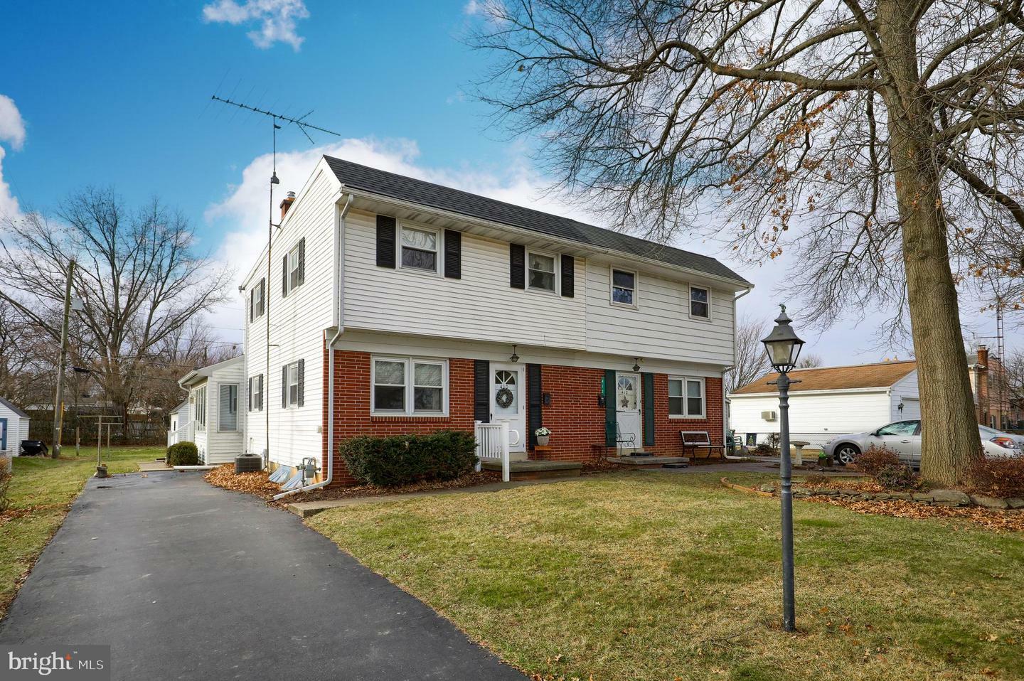 Property Photo:  410 General Sutter Avenue  PA 17543 