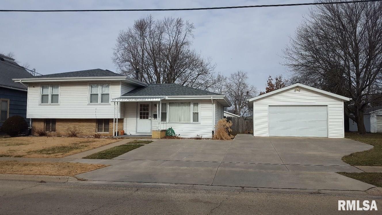 Property Photo: 135 E Myrtle IL 61520