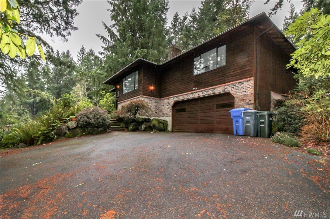 Property Photo:  1816 Clorindi Cir NW  WA 98335 