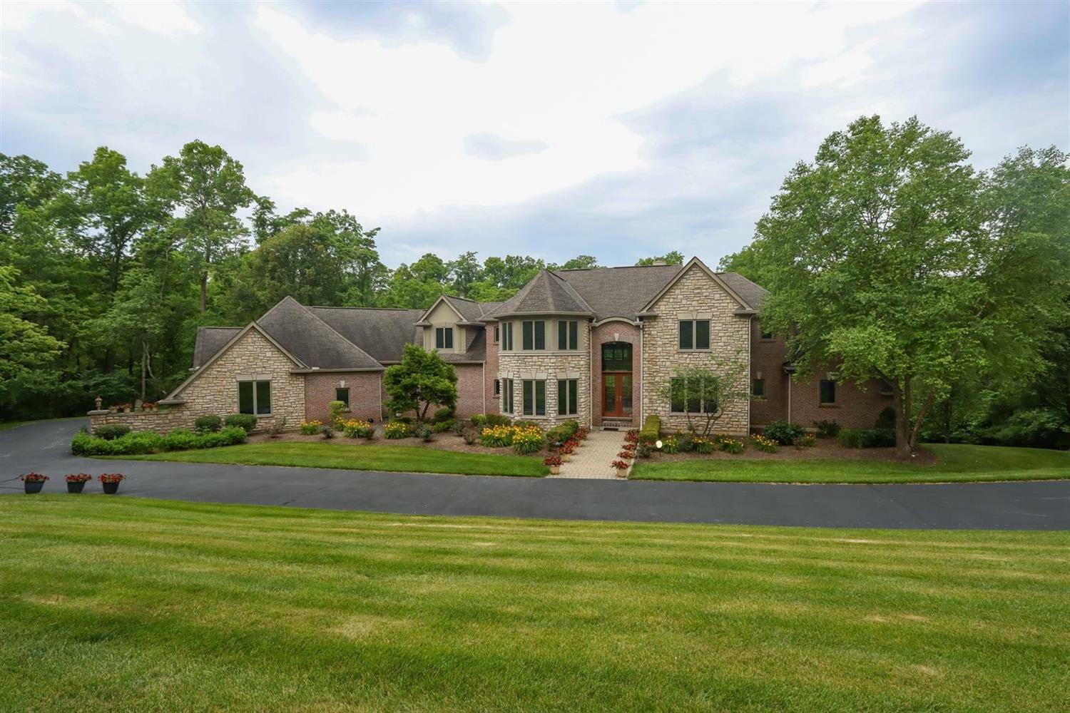 Property Photo:  8327 Old Hickory Dr  OH 45243 