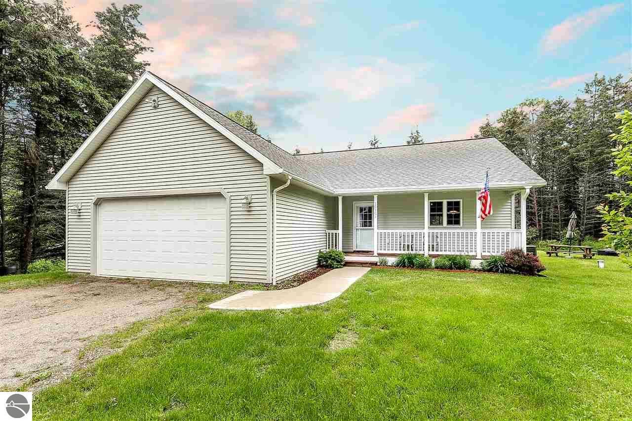 Property Photo: 10101 Amos Wood Dr MI 49690