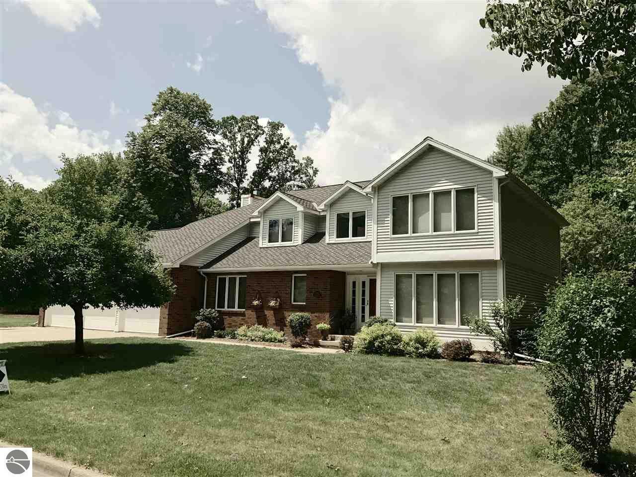 Property Photo:  1108 Wendrow Way  MI 48858 