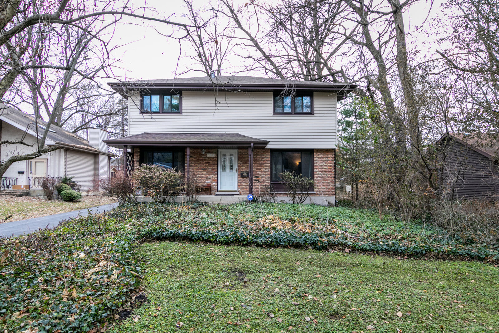 Property Photo:  1325 Linden Road  IL 60430 