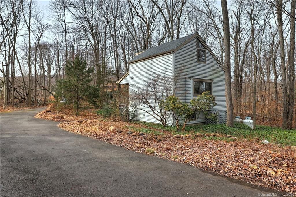 Property Photo: 880 Gaylord Mountain Road CT 06518