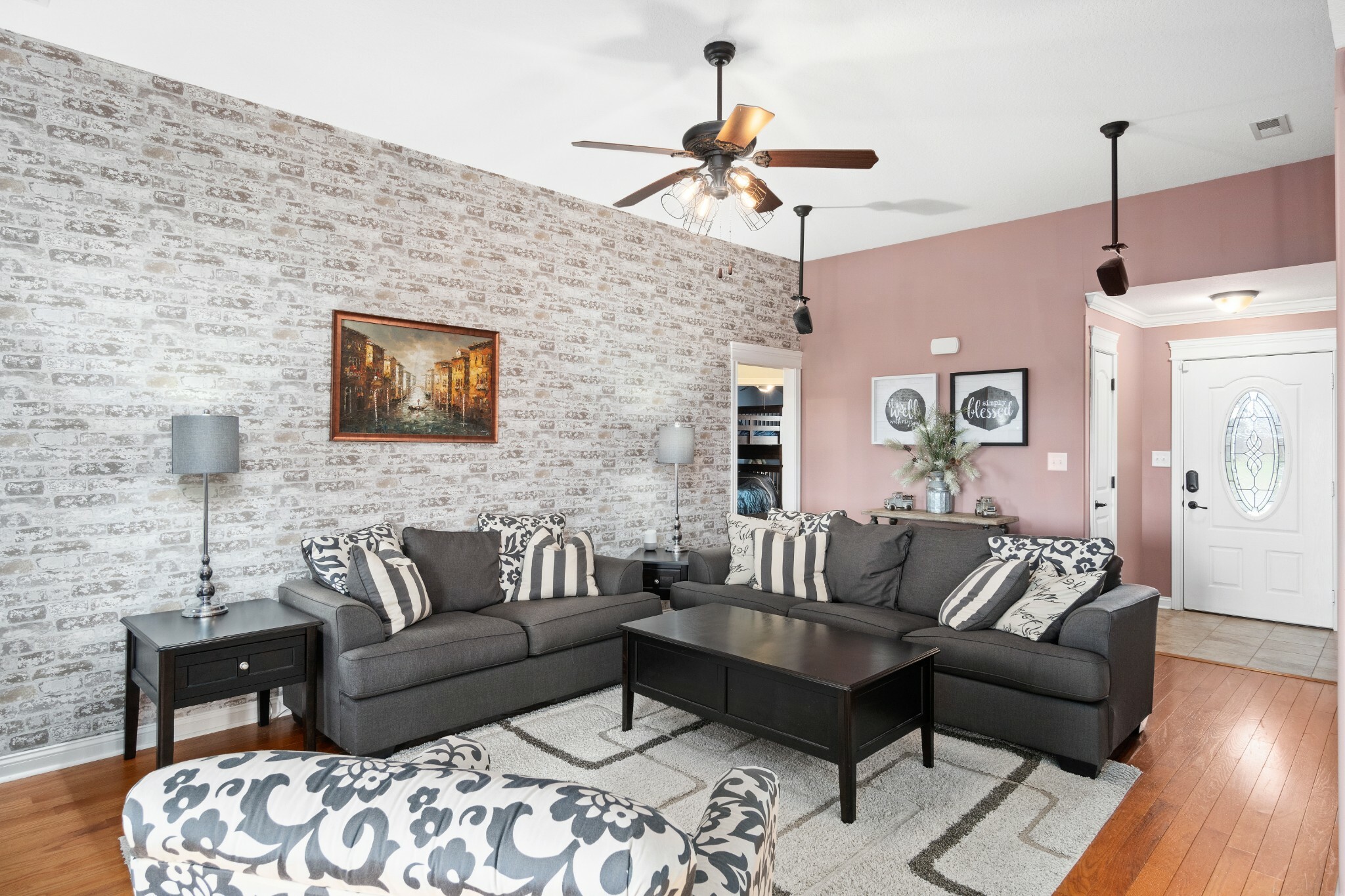 Property Photo: 1719 Cabana Dr TN 37042