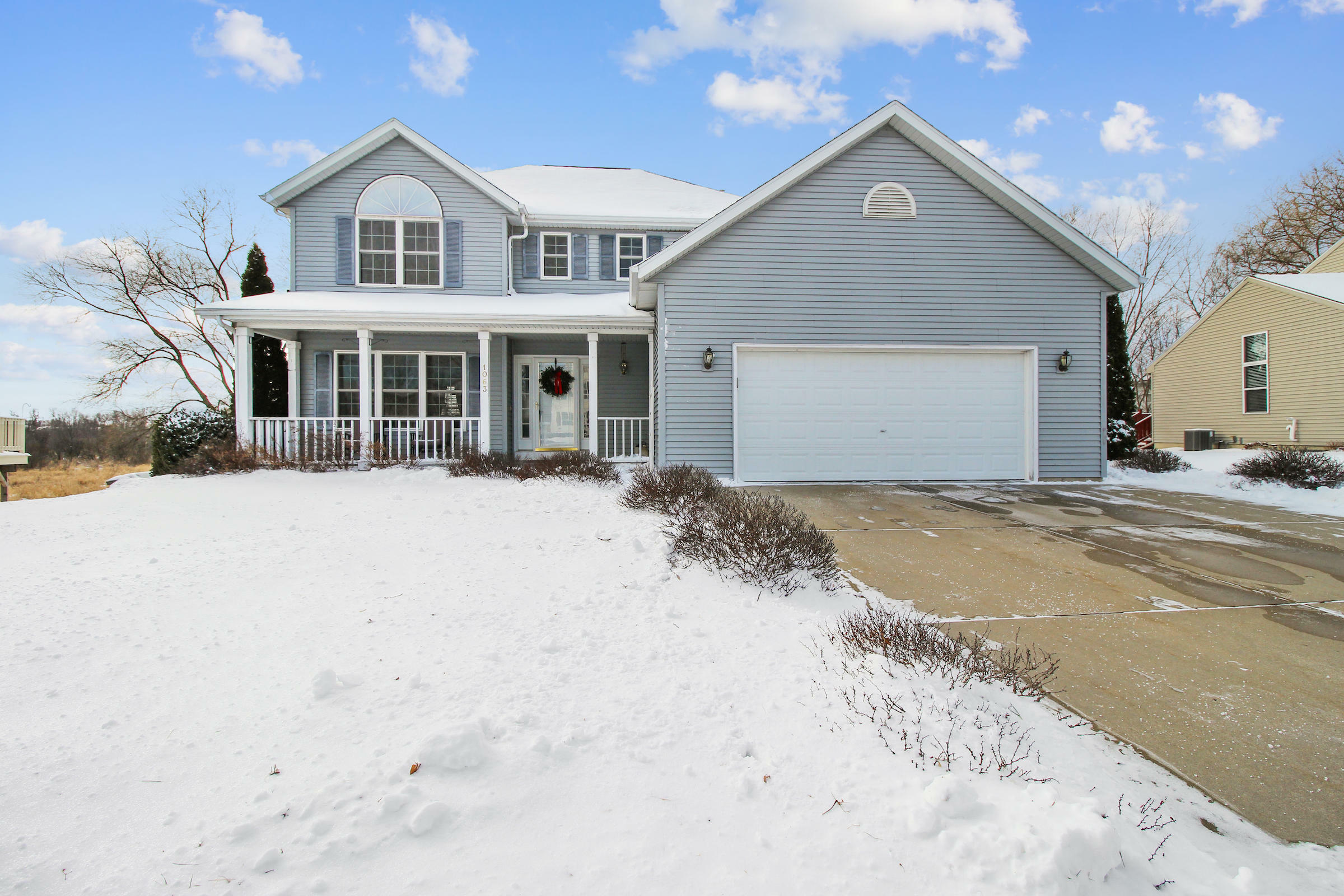 Property Photo:  1063 Kennedy Dr  WI 53027 