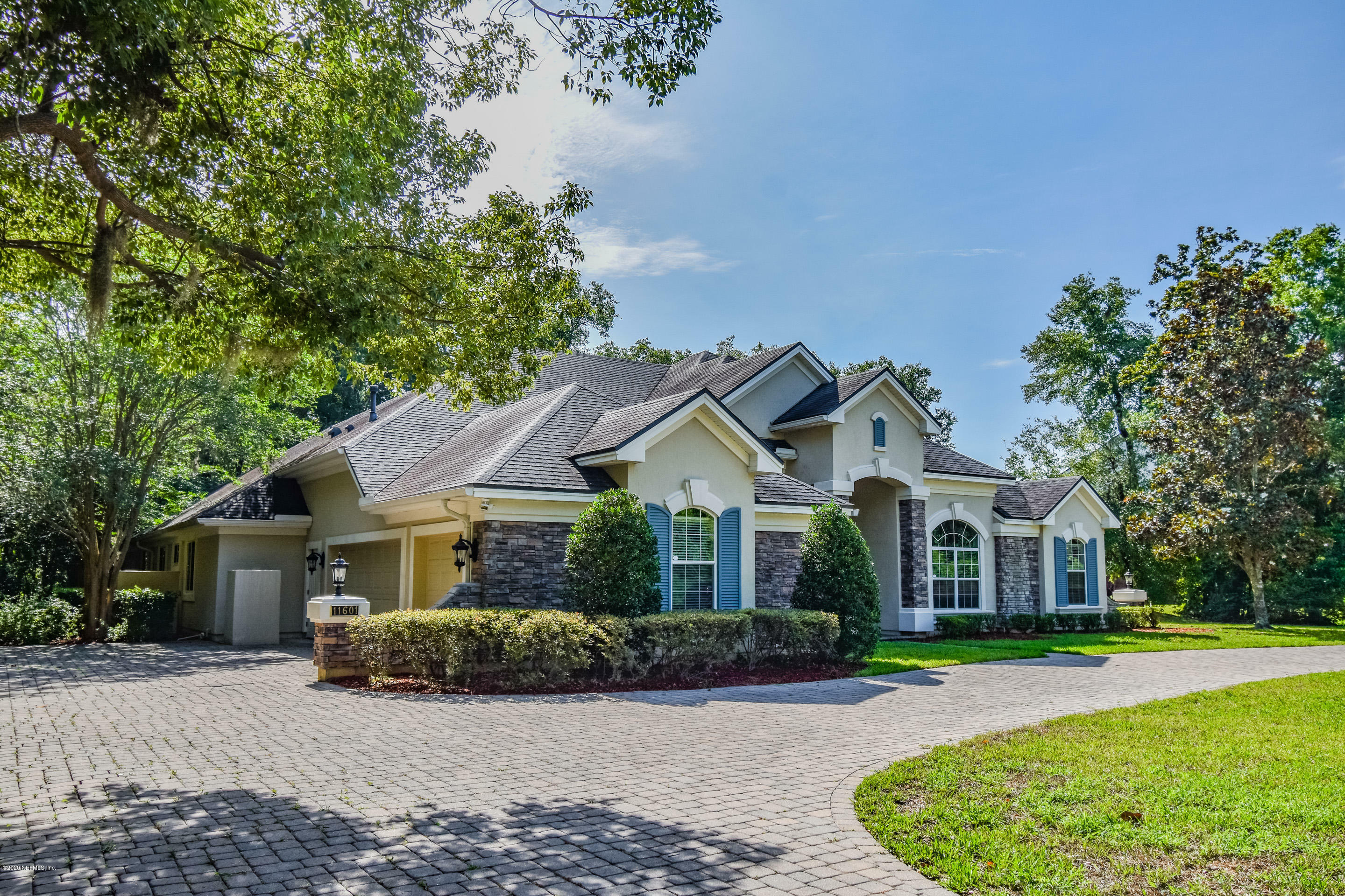 Property Photo:  11601 Rebeccas Cove Court  FL 32223 