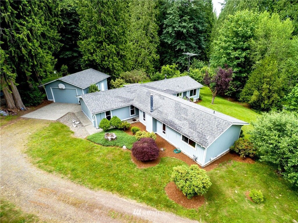 Property Photo: 11003 Fay Road NE WA 98014
