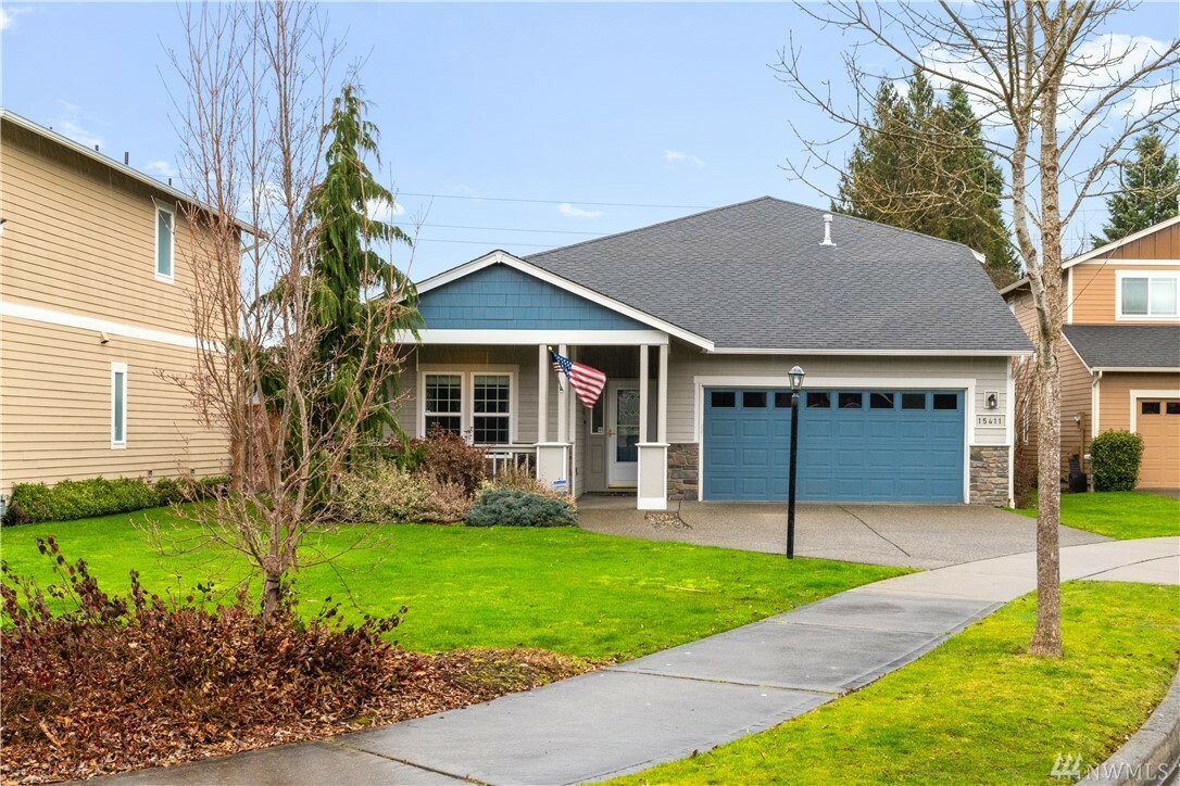 Property Photo: 15411 52nd St E WA 98390