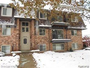 Property Photo:  432 Riviera Drive  MI 48080 